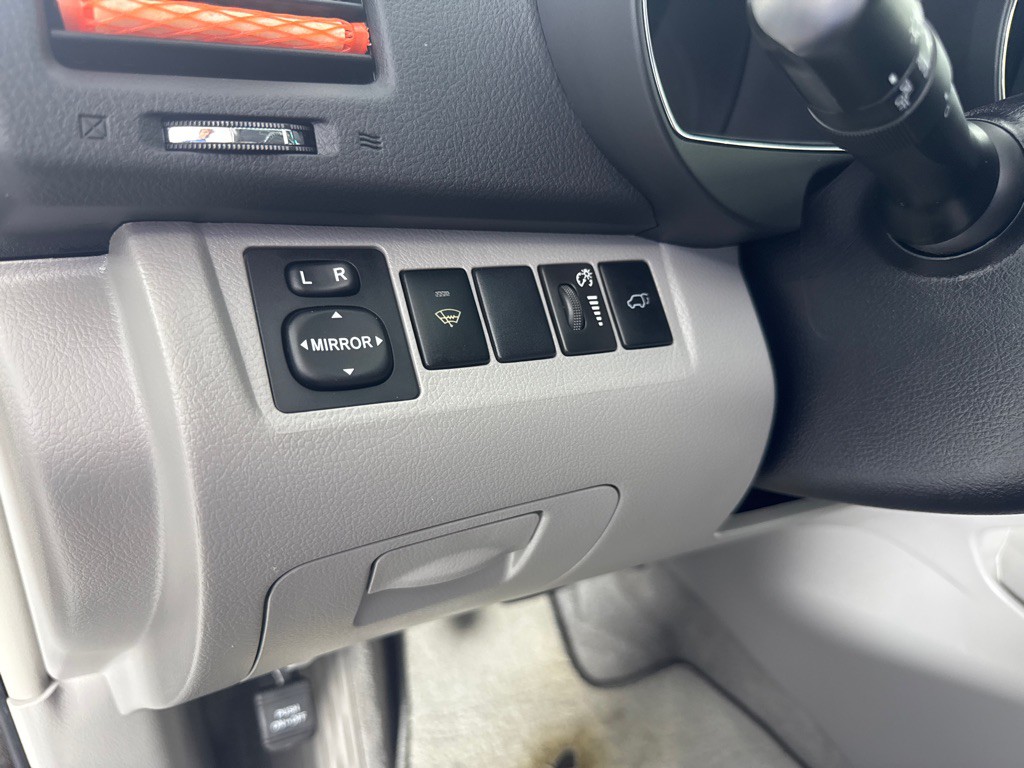 2010 Toyota Highlander Image 13