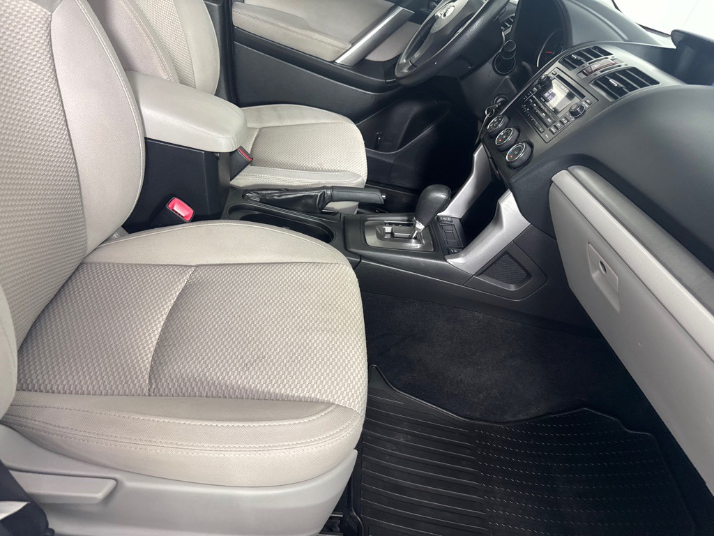 2014 Subaru Forester Image 26