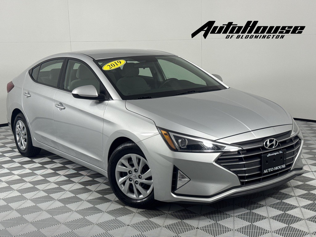 2019 Hyundai Elantra Image 1