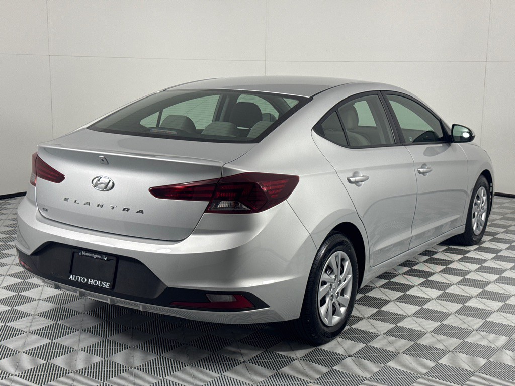 2019 Hyundai Elantra Image 5