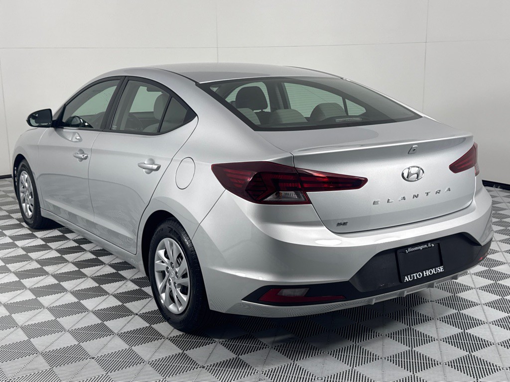 2019 Hyundai Elantra Image 7