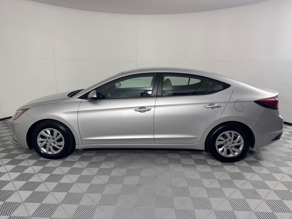2019 Hyundai Elantra Image 9