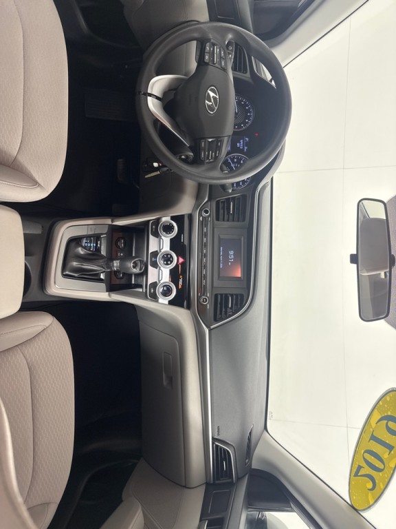 2019 Hyundai Elantra Image 23