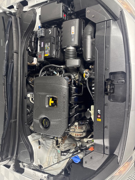 2019 Hyundai Elantra Image 24