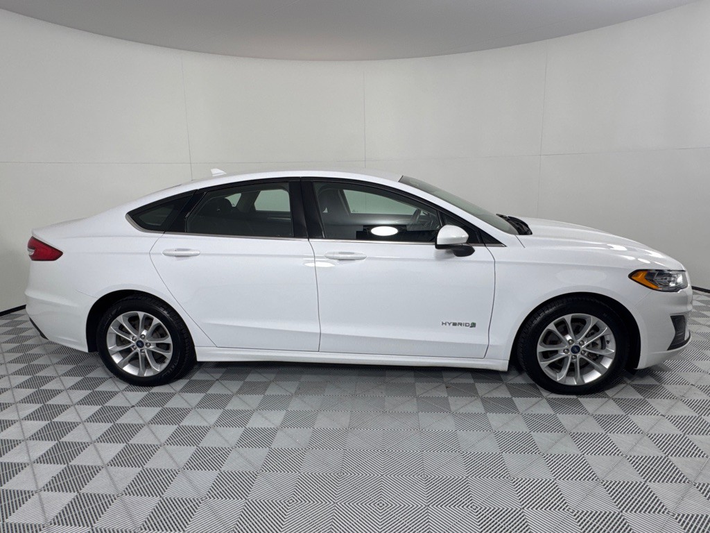 2019 Ford Fusion Image 4