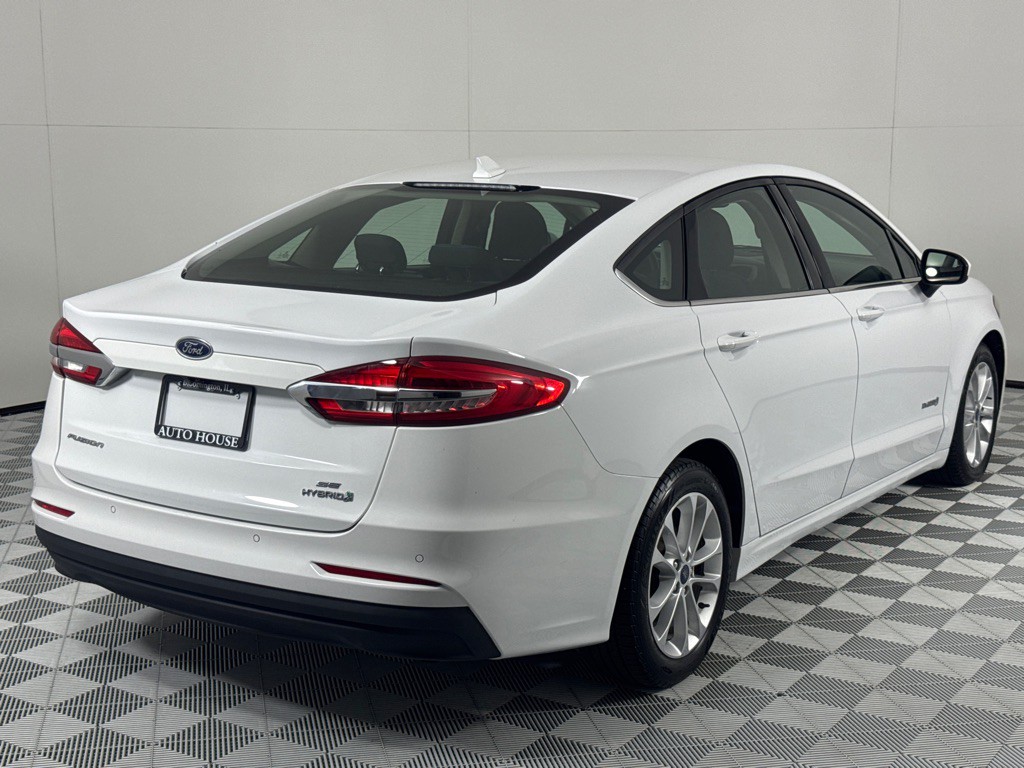 2019 Ford Fusion Image 5