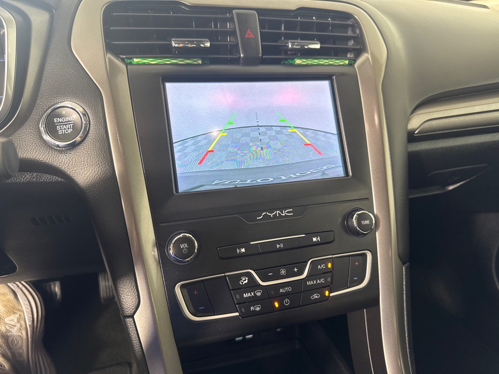 2019 Ford Fusion Image 16