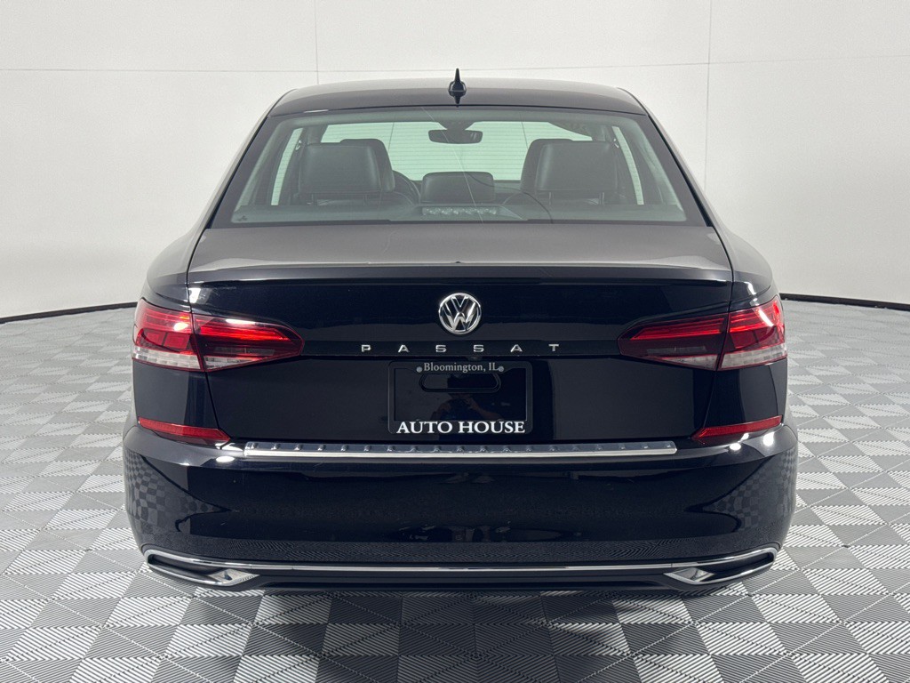 2021 Volkswagen Passat Image 6