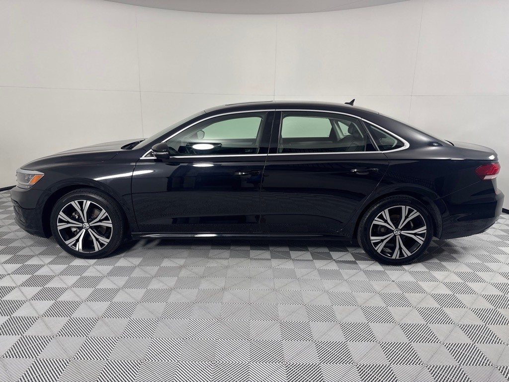 2021 Volkswagen Passat Image 9