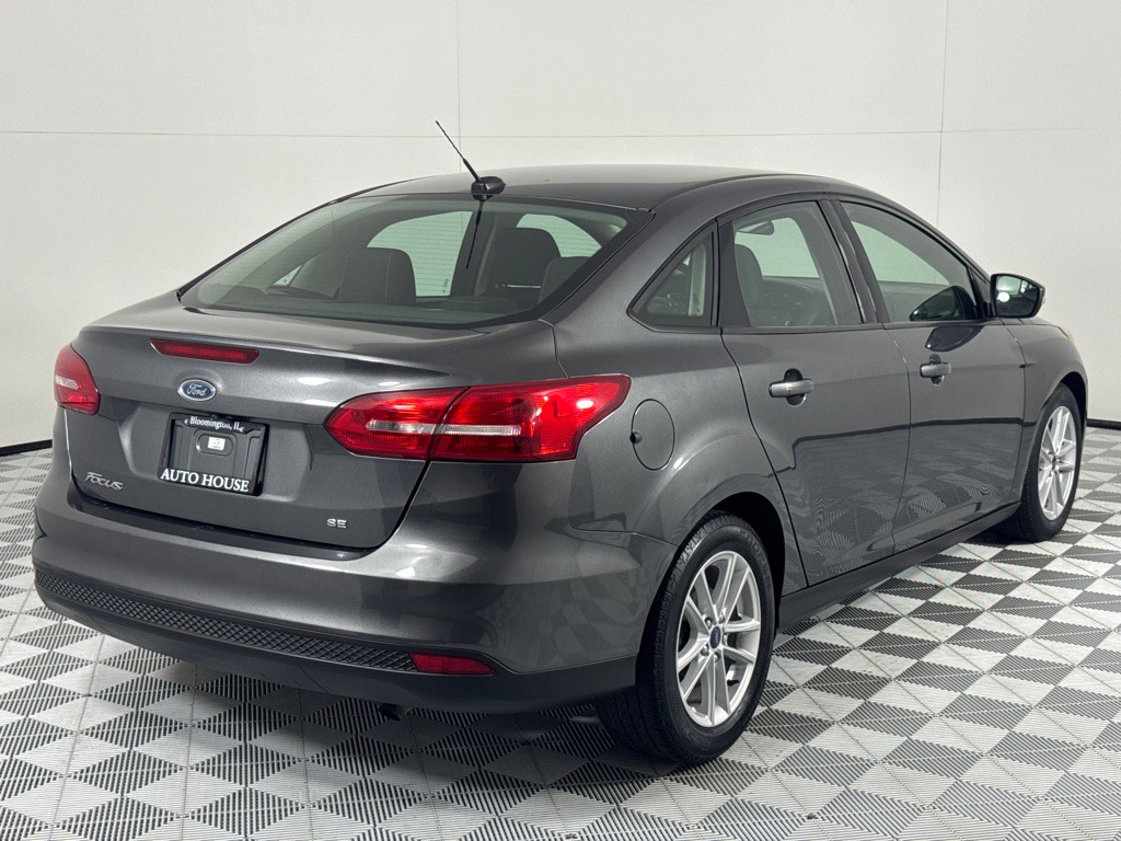 2017 Ford Focus Image 5