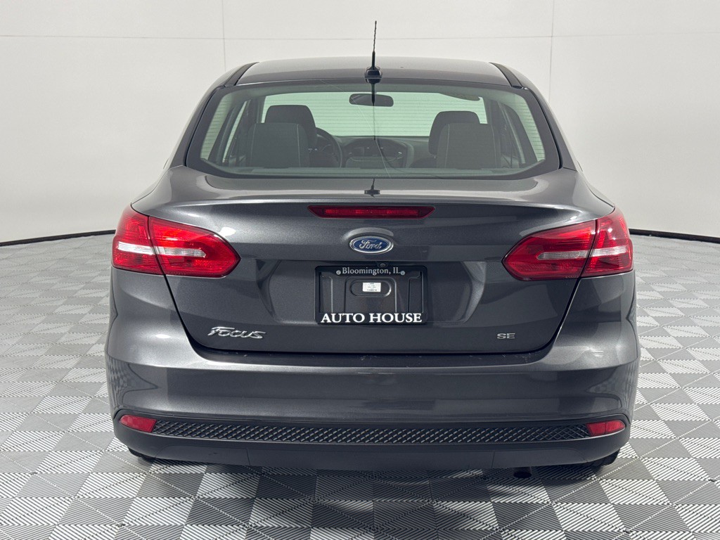 2017 Ford Focus Image 6