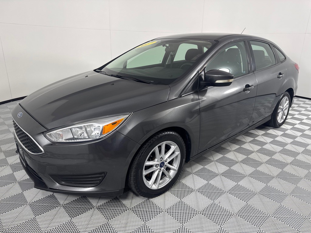 2017 Ford Focus Image 9