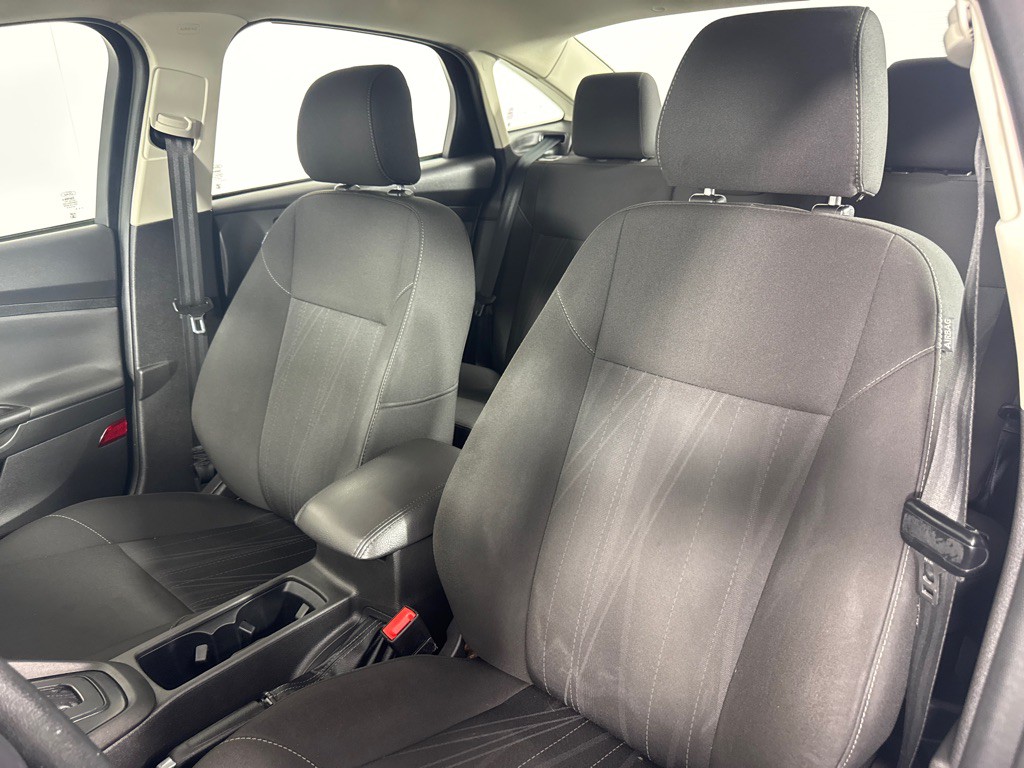 2017 Ford Focus Image 14