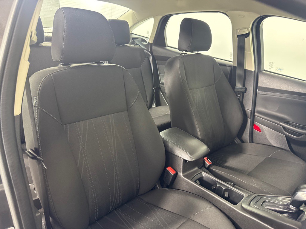 2017 Ford Focus Image 24