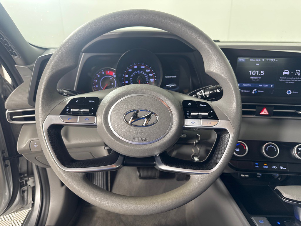 2021 Hyundai Elantra Image 16