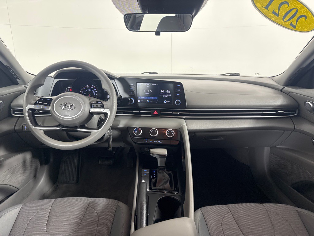 2021 Hyundai Elantra Image 26
