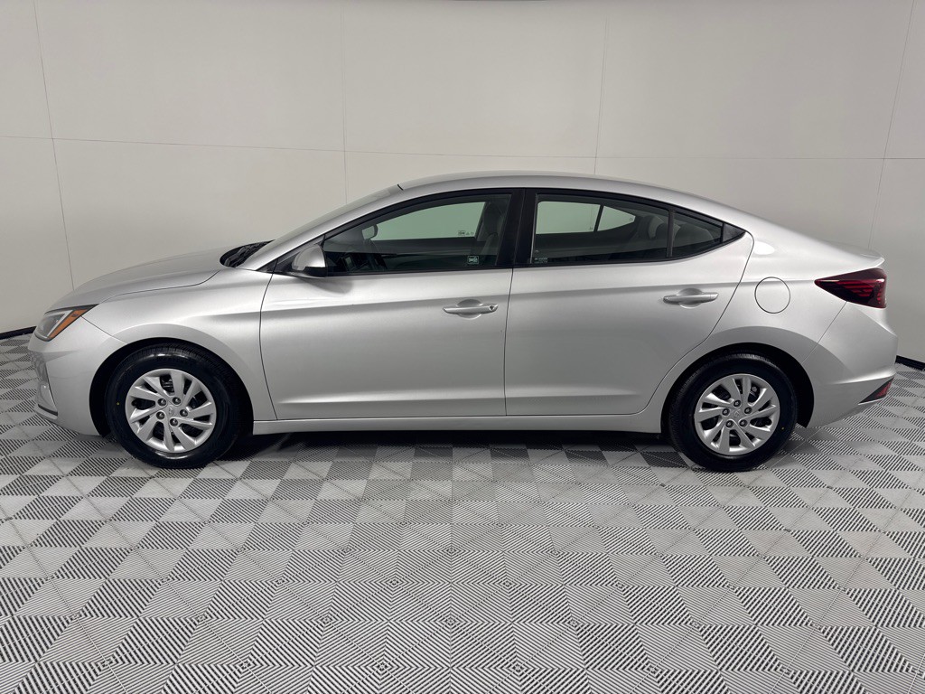 2019 Hyundai Elantra Image 9