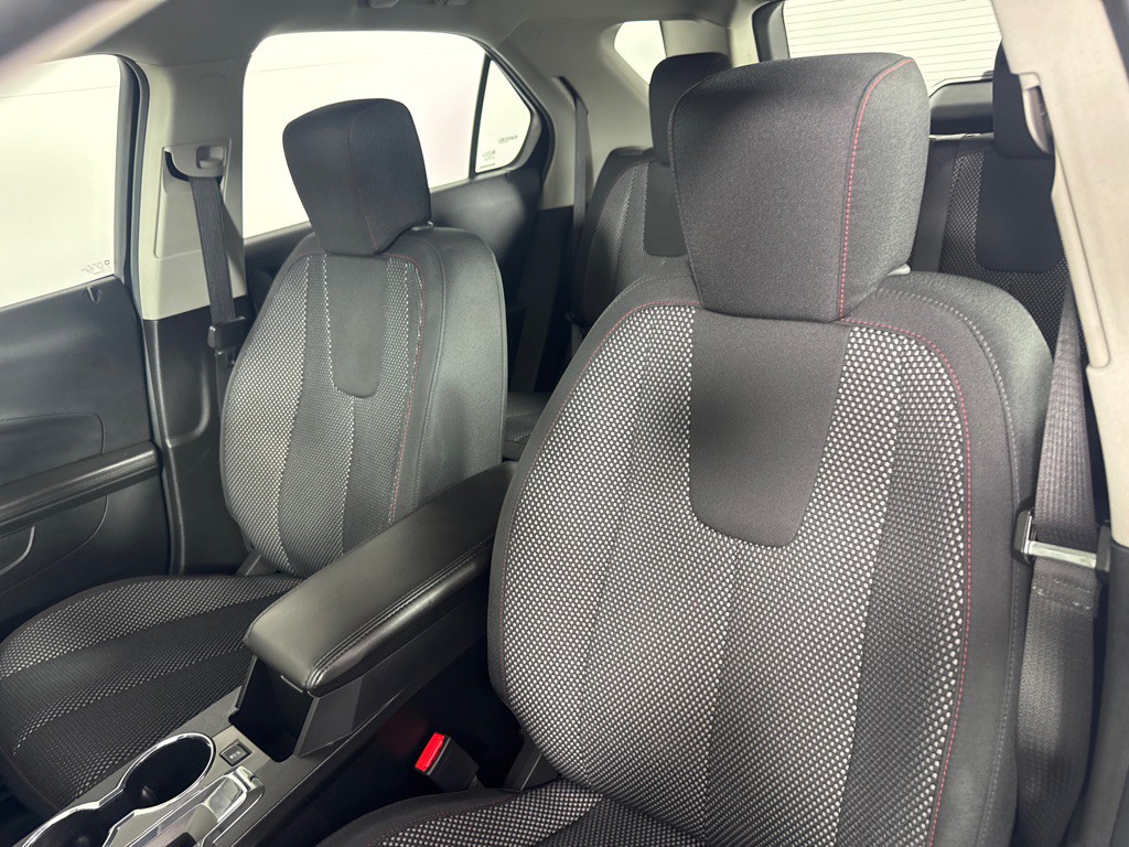 2017 Chevrolet Equinox Image 13