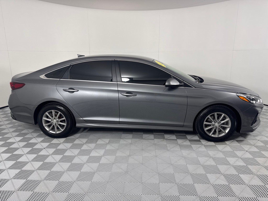 2018 Hyundai Sonata Image 4