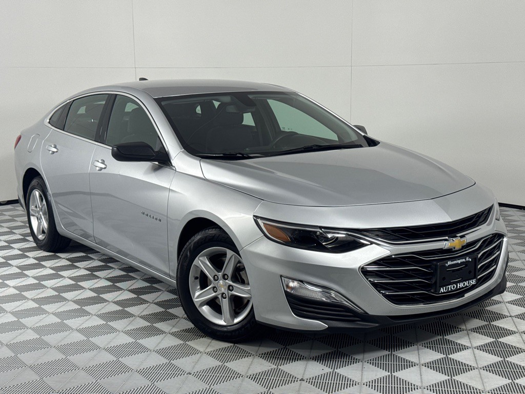 2020 Chevrolet Malibu Image 2