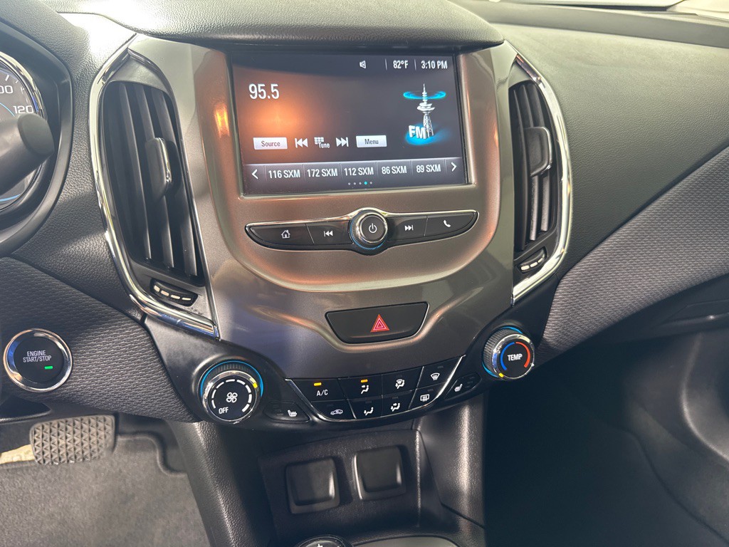 2017 Chevrolet Cruze Image 16