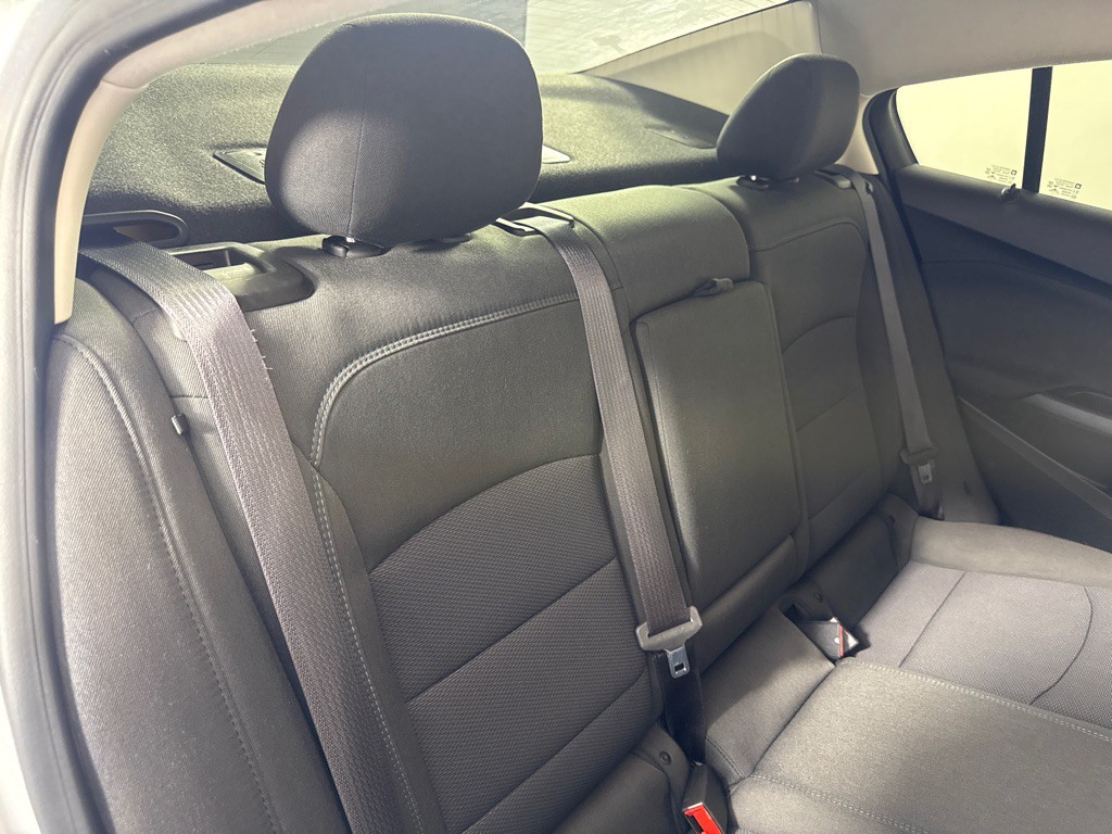 2017 Chevrolet Cruze Image 22