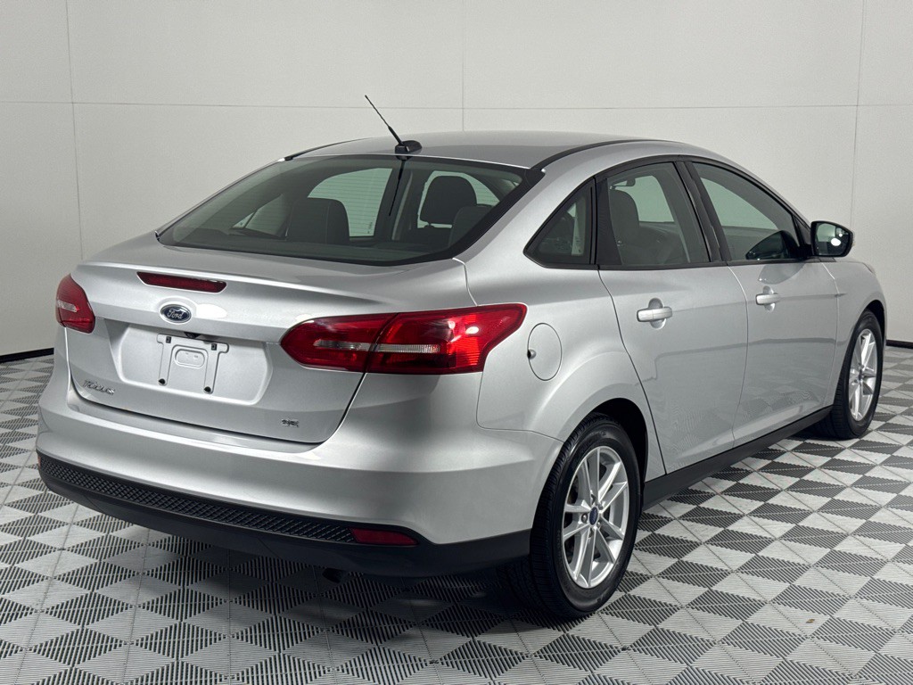 2017 Ford Focus Image 5