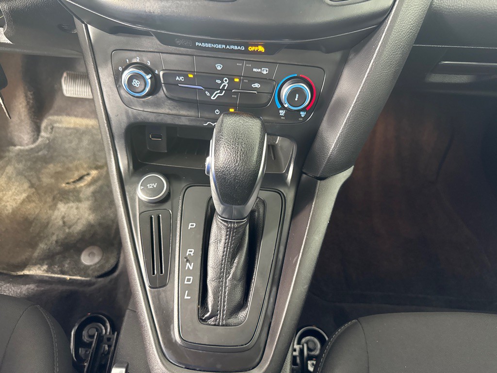 2017 Ford Focus Image 18