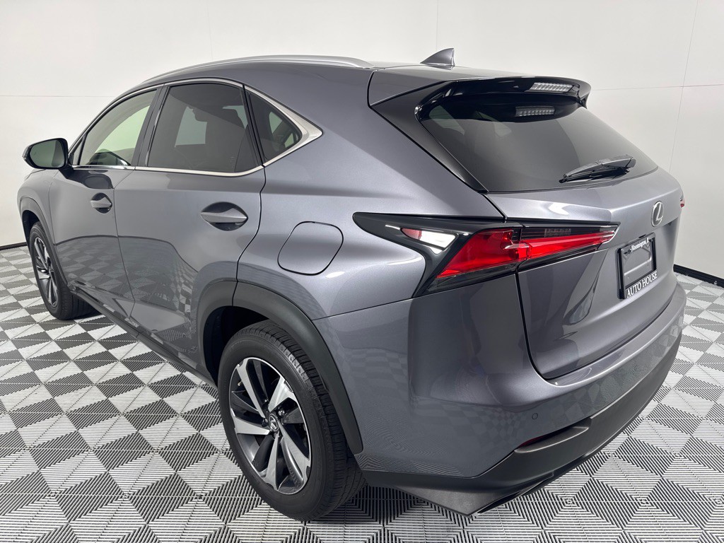 2018 Lexus NX Image 8