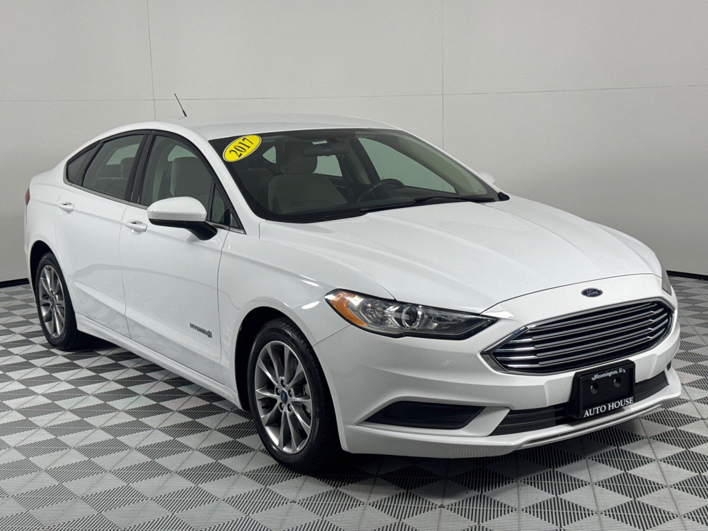 2017 Ford Fusion Image 3