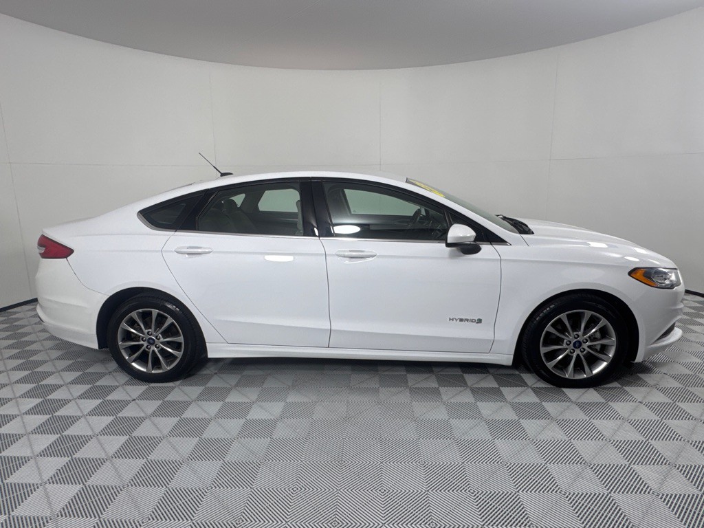 2017 Ford Fusion Image 4