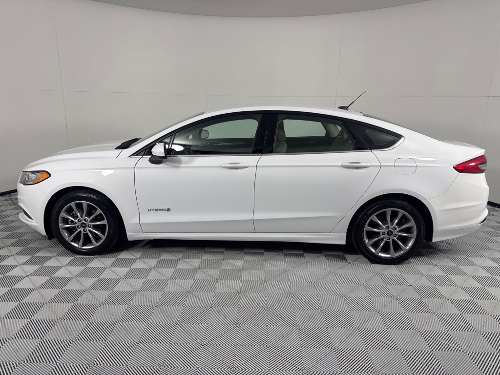 2017 Ford Fusion Image 8