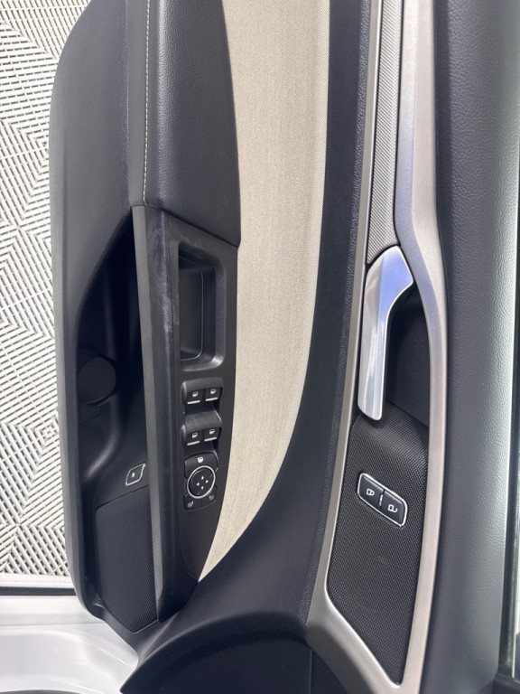 2017 Ford Fusion Image 11