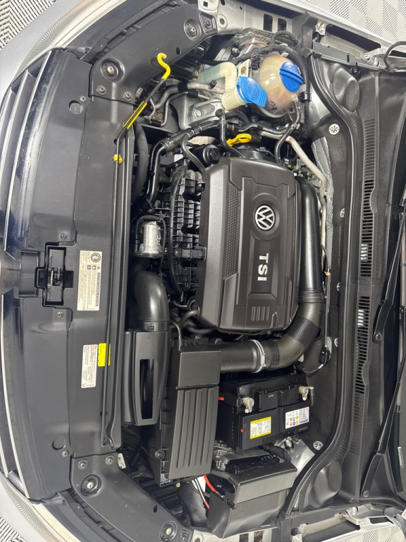 2015 Volkswagen Jetta Image 28