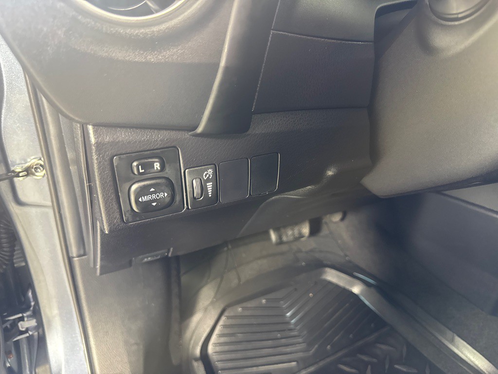 2019 Toyota Corolla Image 16