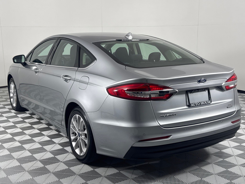 2020 Ford Fusion Image 7