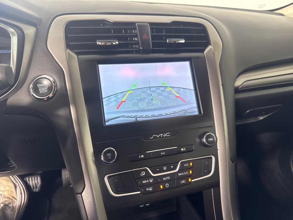 2020 Ford Fusion Image 18