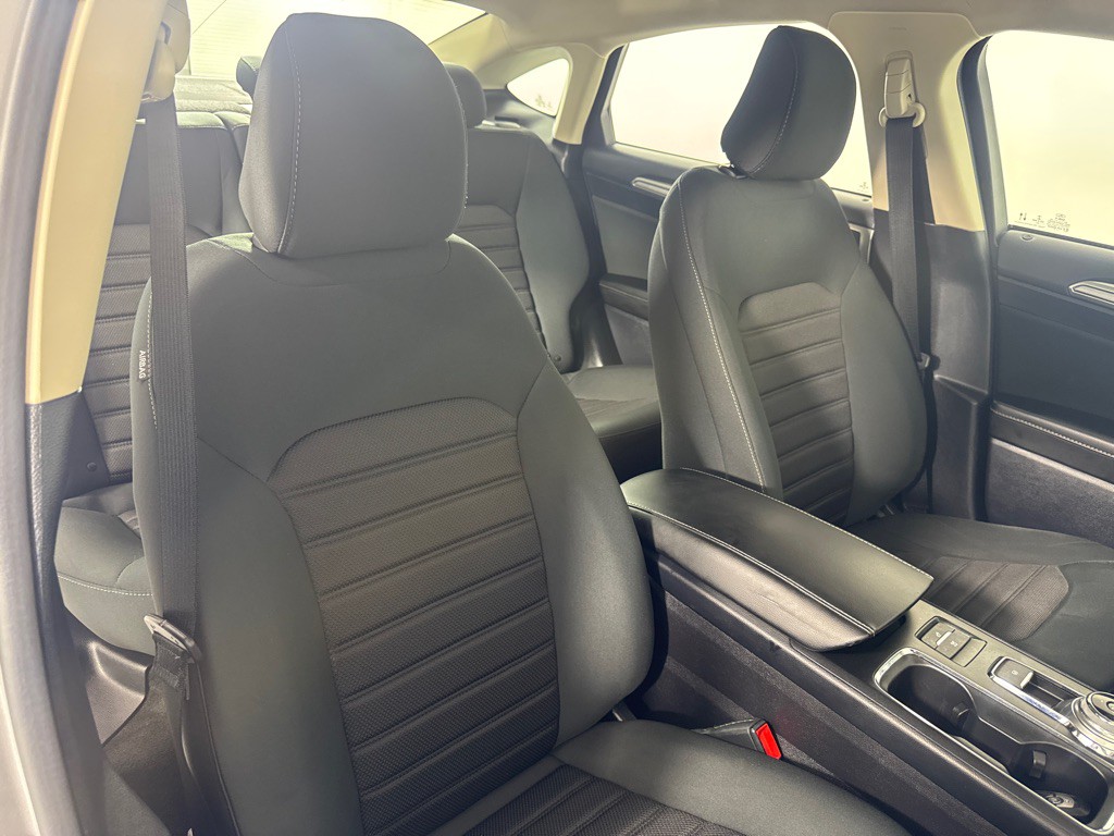 2020 Ford Fusion Image 26