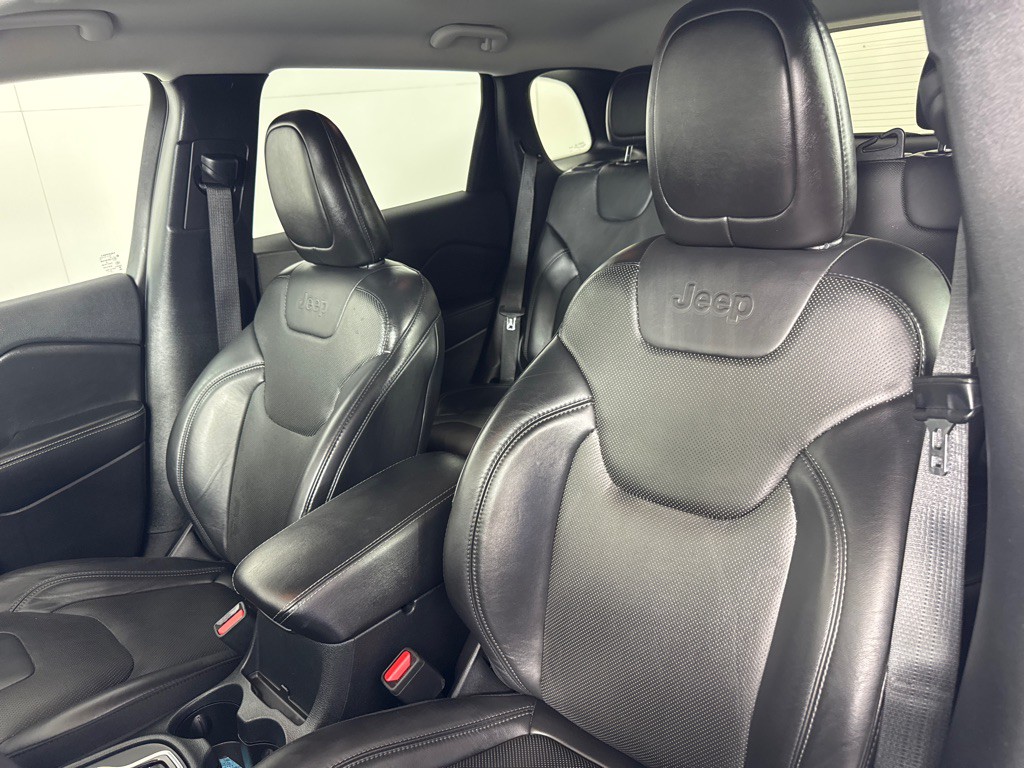 2019 Jeep Cherokee Image 15
