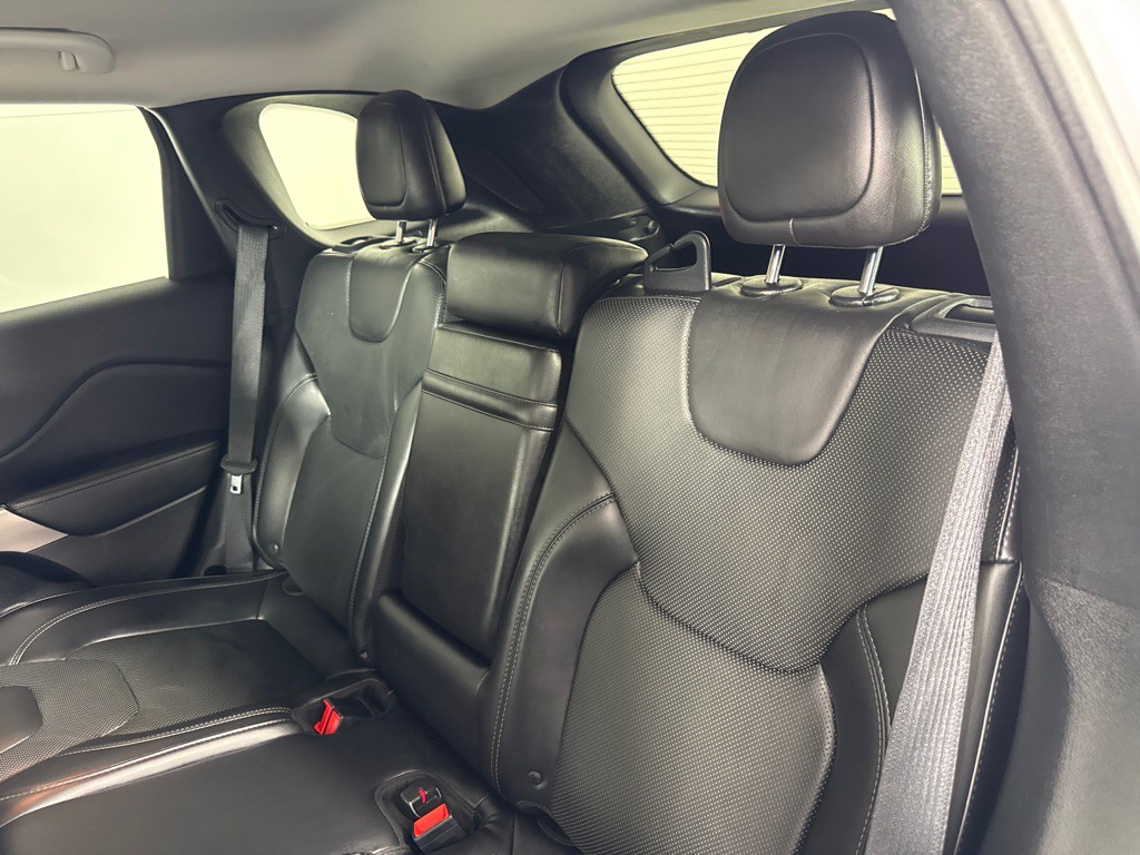 2019 Jeep Cherokee Image 22