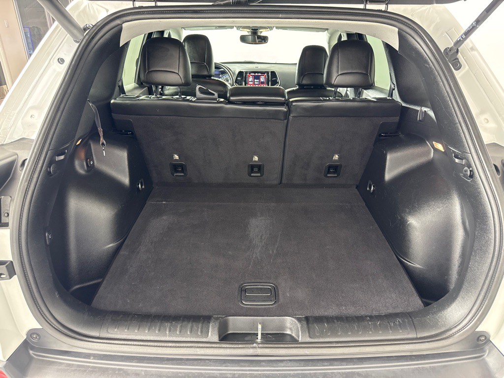 2019 Jeep Cherokee Image 23