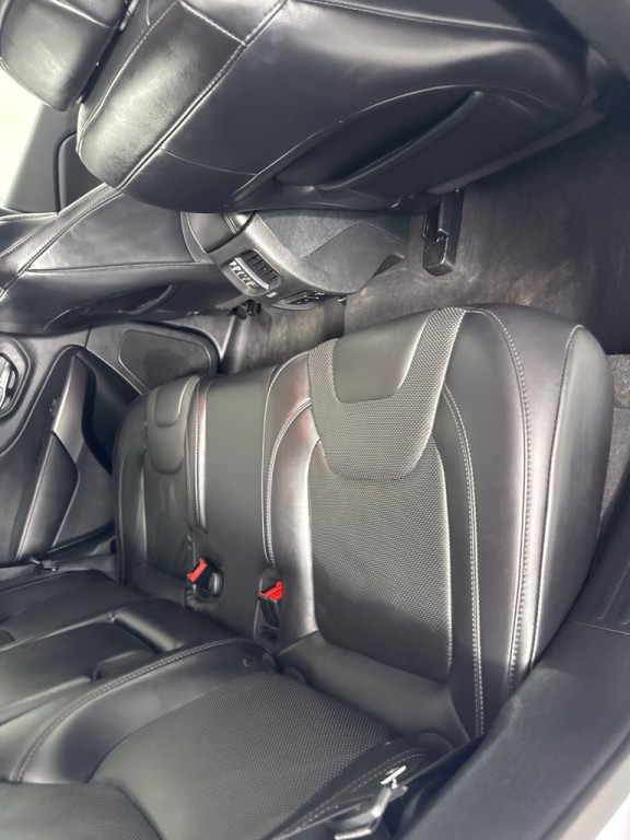 2019 Jeep Cherokee Image 24