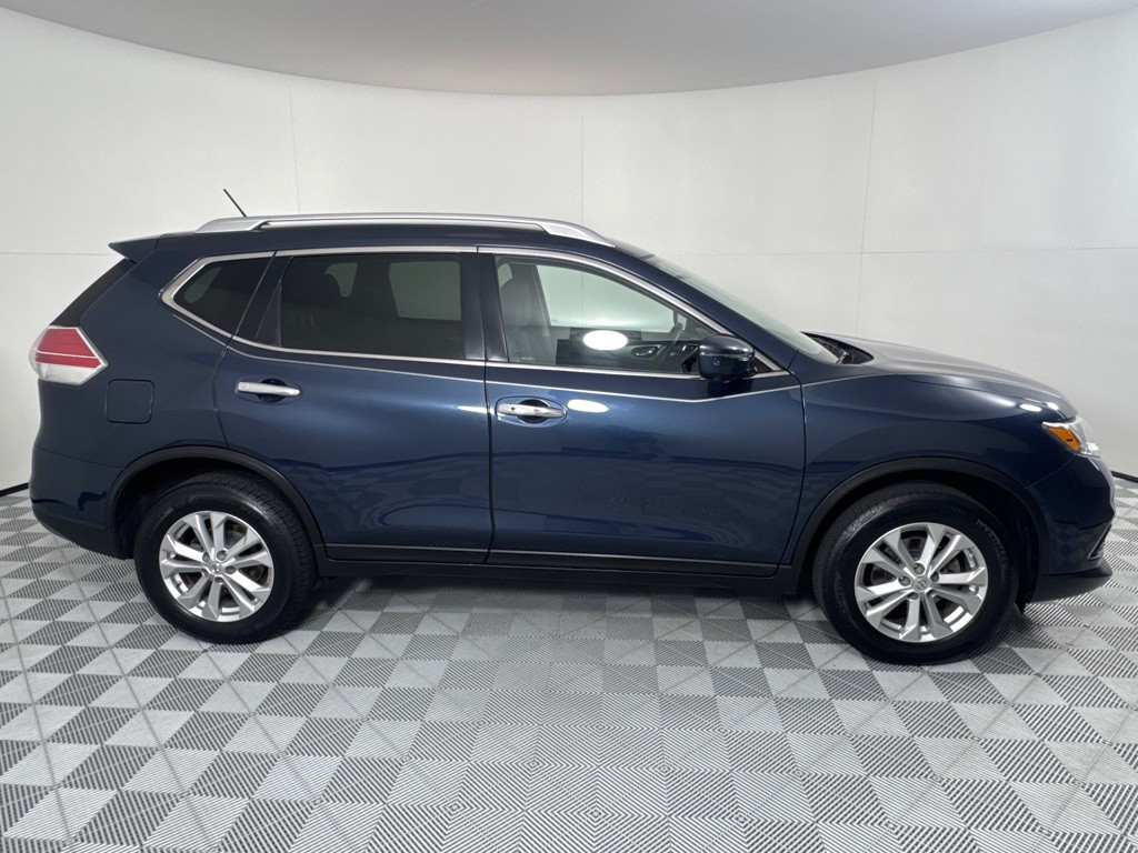 2016 Nissan Rogue Image 4