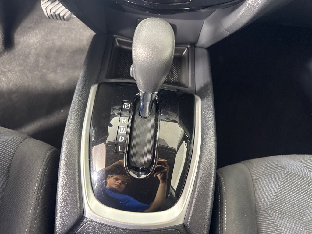2016 Nissan Rogue Image 20