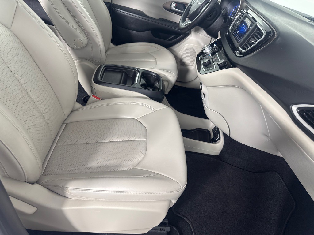 2021 Chrysler Voyager Image 26