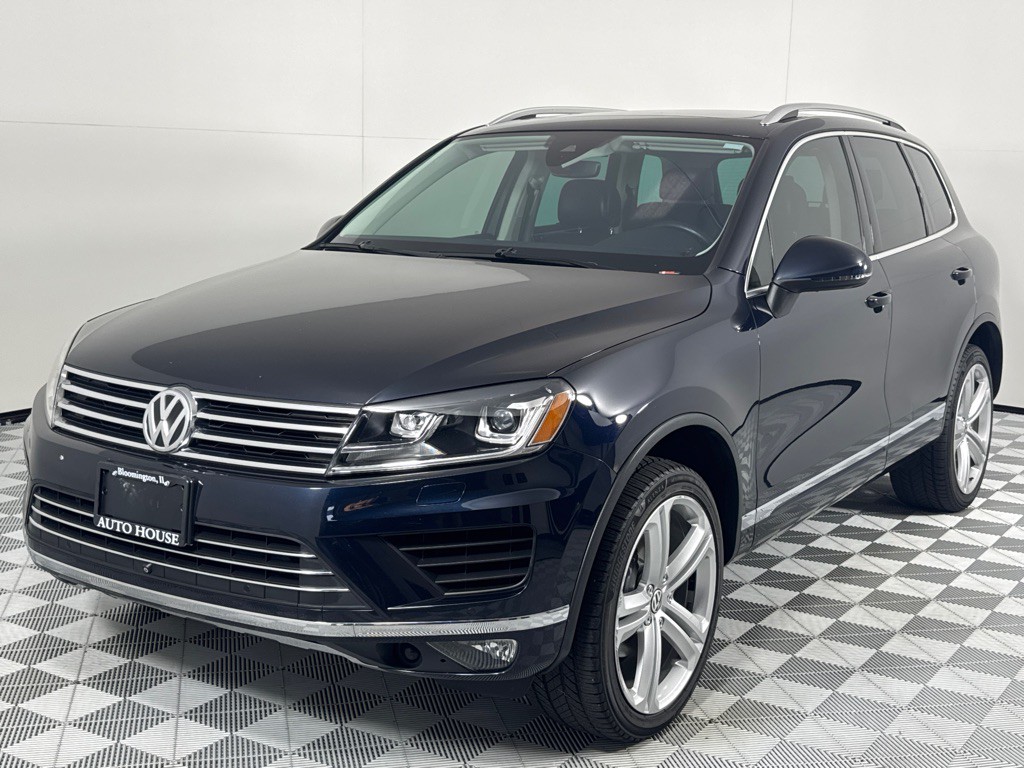 2017 Volkswagen Touareg Image 10