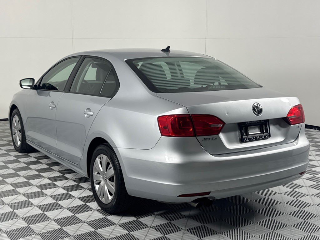 2014 Volkswagen Jetta Image 4