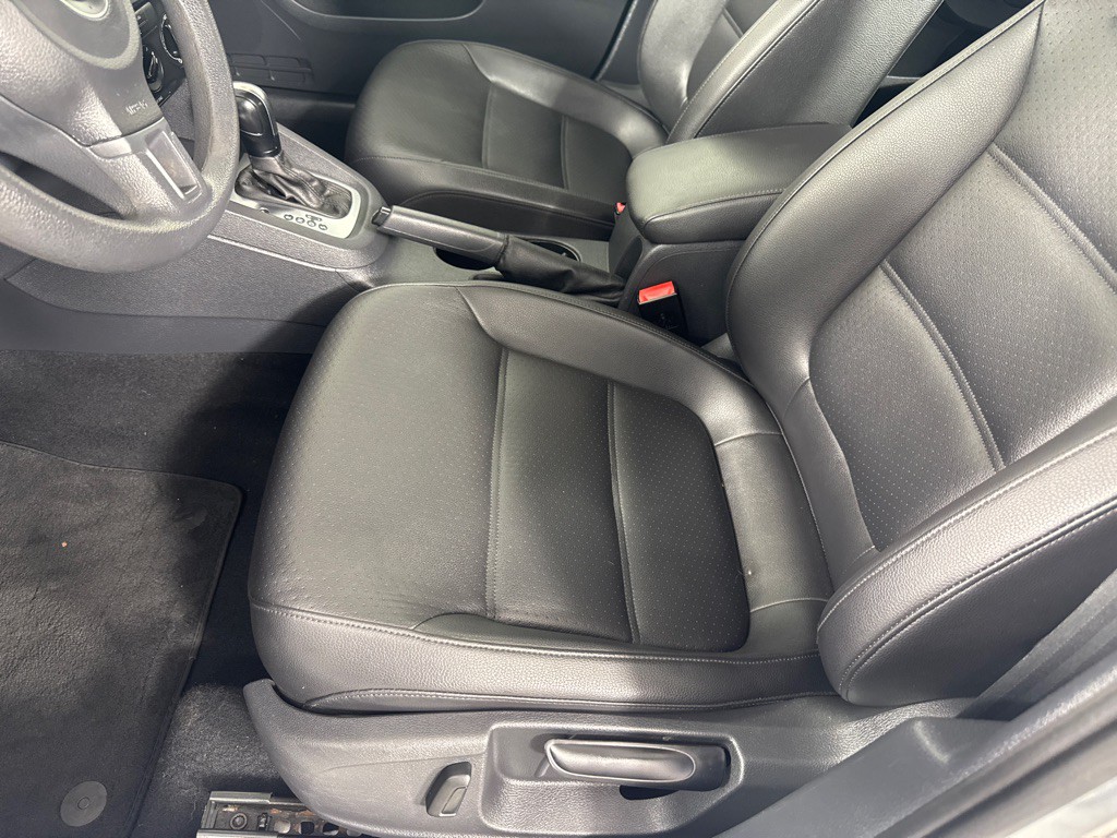 2014 Volkswagen Jetta Image 10