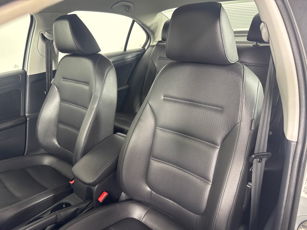 2014 Volkswagen Jetta Image 11