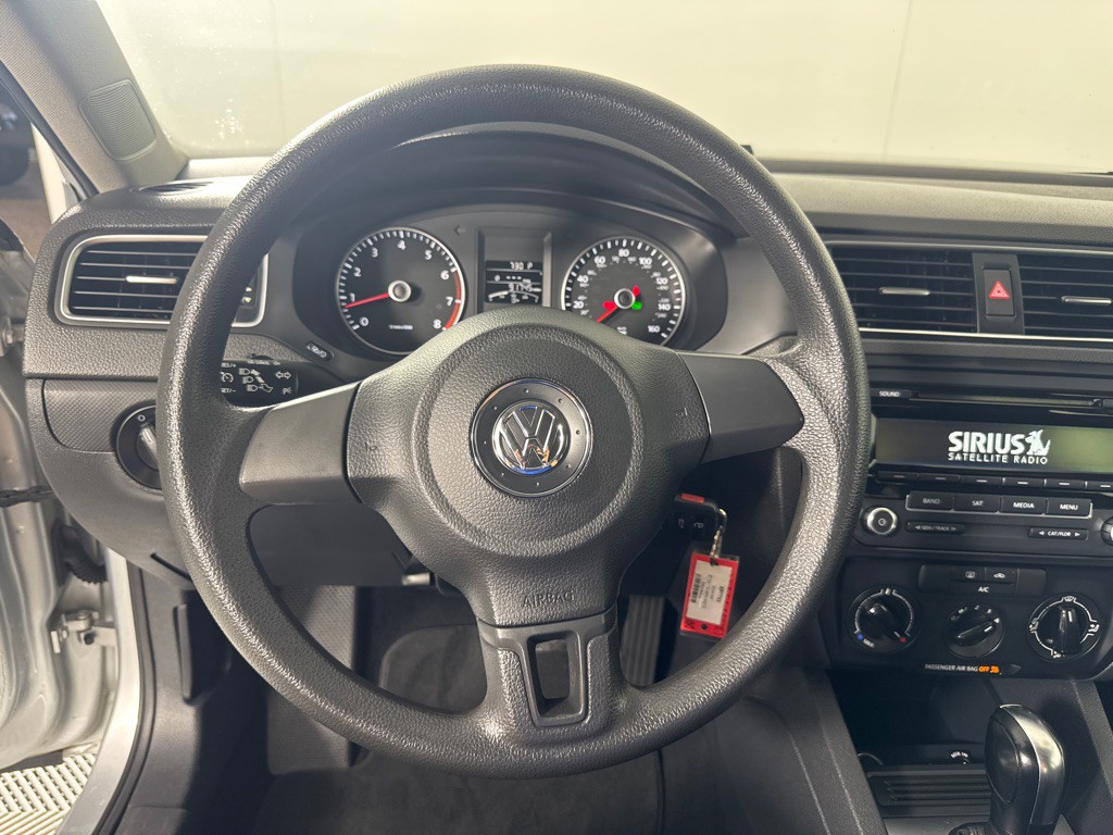 2014 Volkswagen Jetta Image 13